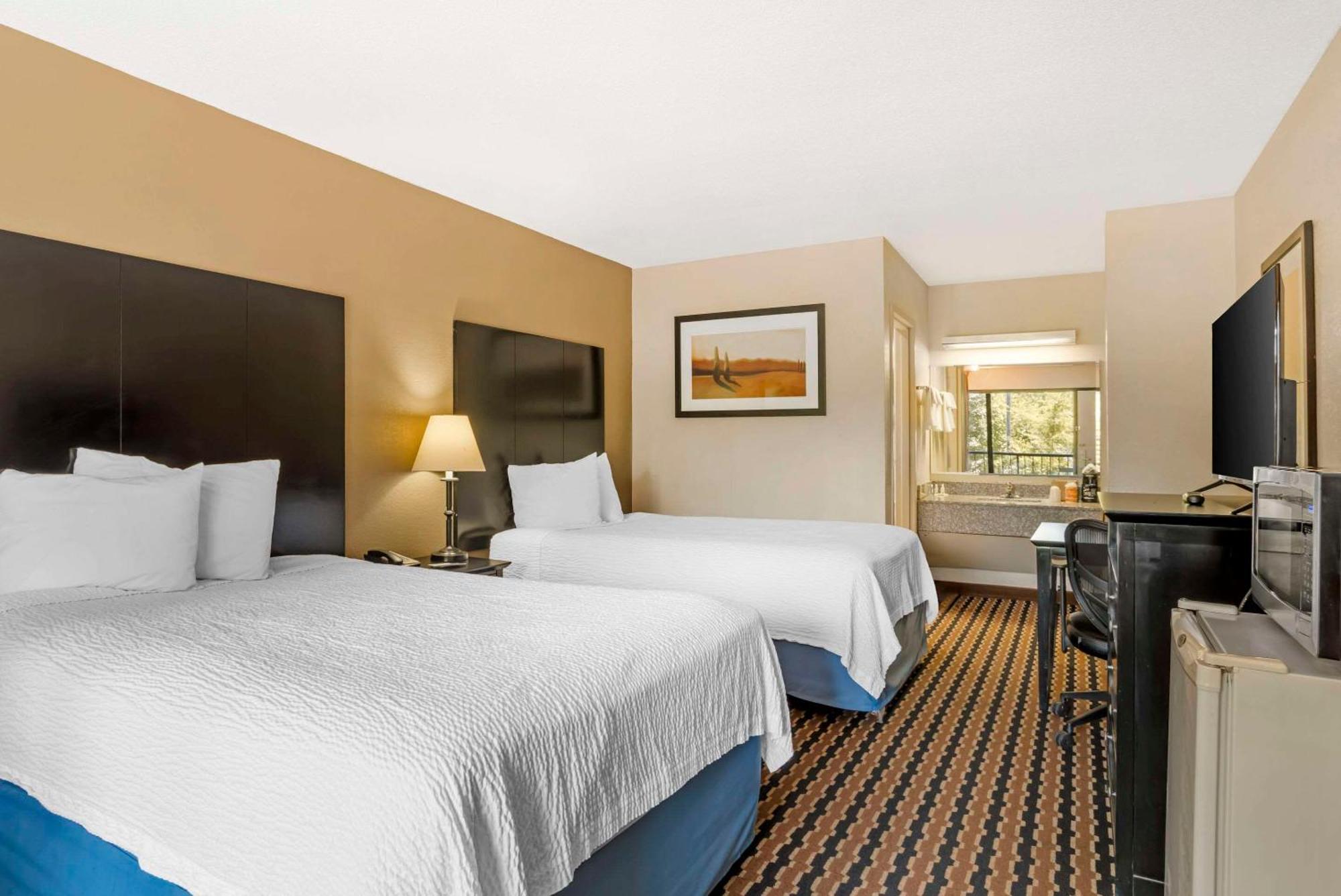 Quality Inn Near Speedway Wilkesboro Exteriér fotografie
